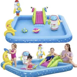 wodny-plac-zabaw-dla-dzieci-basen-zjezdzalnia