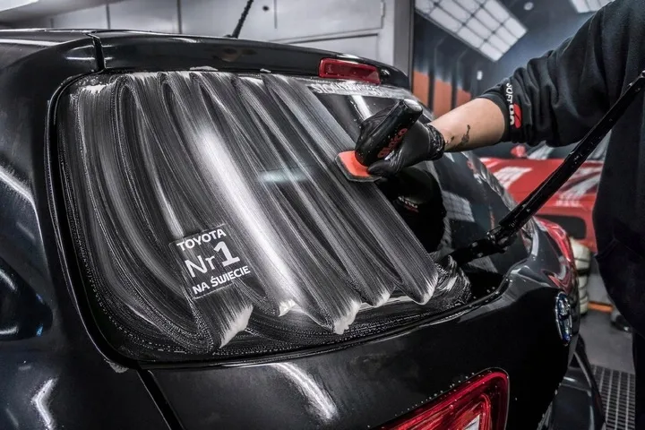 soft99-glaco-glass-compound-roll-on-100ml