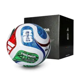 idealna-na-prezent-pilka-nozna-adidas-trionda-w-pudelku