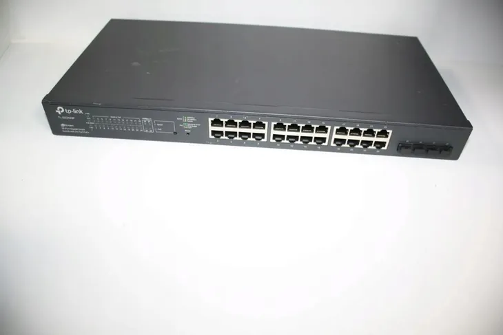 switch-tp-link-tl-sg2428p-stan-nowy-liczba-portow-24