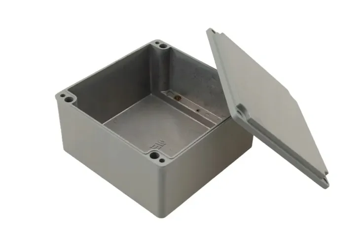 PUSZKA UNIWERSALNA TRWAŁA OBUDOWA ALUMINIOWA 160 X 160 X 90MM IP67