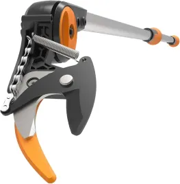 uniwersalny-sekator-do-ciecia-galezi-fiskars-zyrafa-upx82-zasieg-do-35m