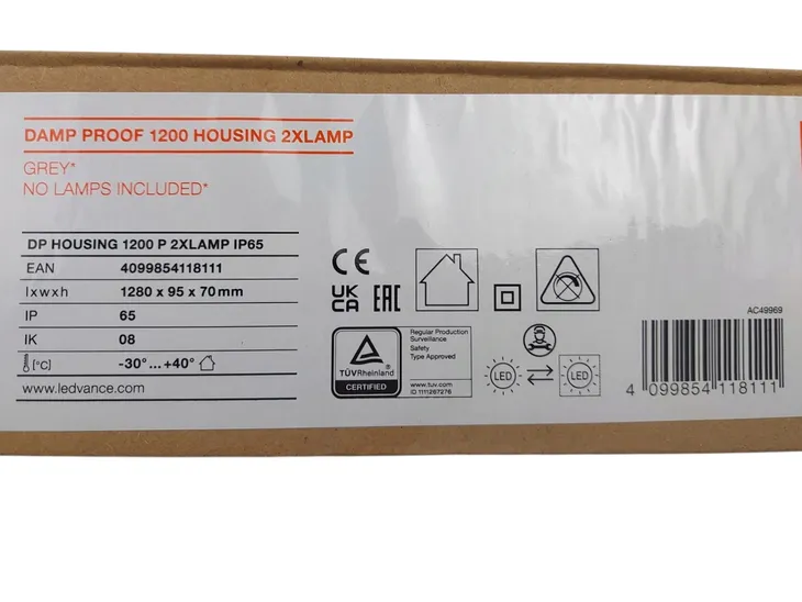 oprawa-oswietleniowa-listwa-na-swietlowki-led-1200mm-ip65-ik08-5y-ledvance-seria-dampproof