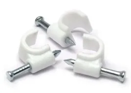 uchwyt-mocowanie-kabla-10mm-z-gwozdziem-flop-50szt