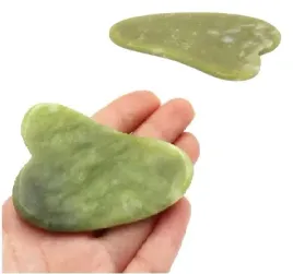 kamien-jadeitowy-gua-sha-plytka-do-masazu-twarzy