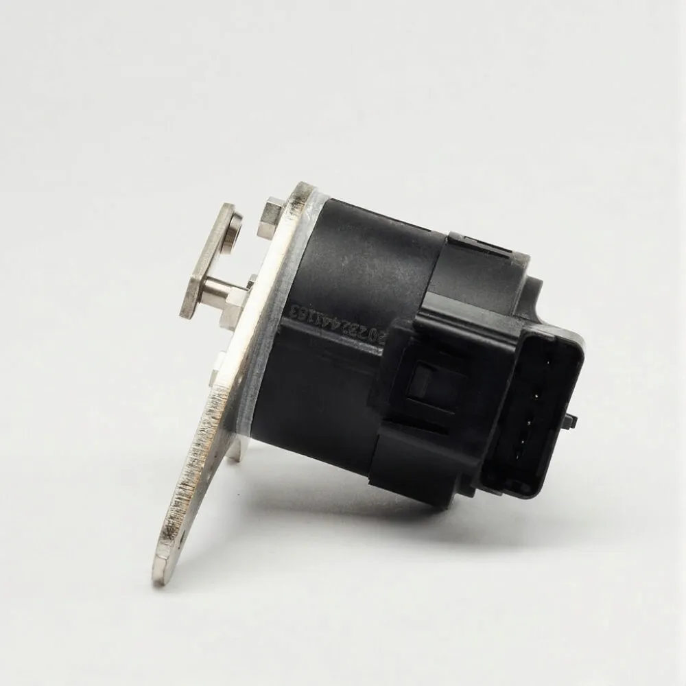 silownik-turbosprezarki-ac-k211e-stan-nowy