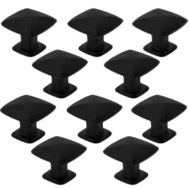 galka-meblowa-kwadrat-czarny-mat-point-gtv-klasyczna-srednia-30mm-loft