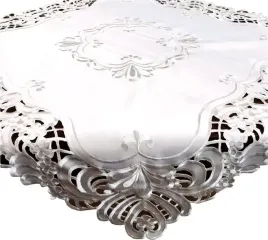 bieznik-nakladka-60x60-dekoracyjna-na-stol-biala