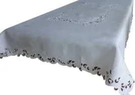 obrus-na-stol-150x350-bialy-dekoracyjny-z-haftem