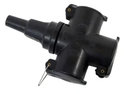 gniazdo-potrojne-gumowe-z-uziemieniem-hermetyczne-ip55-aep-9002266