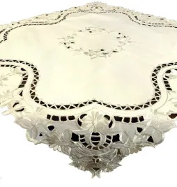 bieznik-nakladka-85x85-dekoracyjna-na-stol-kremowa