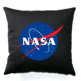 poduszka-czarna-do-snu-dekoracyjna-na-prezent-kosmos-nasa-space-wzory