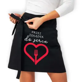 zapaska-kelnerska-fartuch-gastronomiczny-czarny-przez-zoladek-do-serca-wz