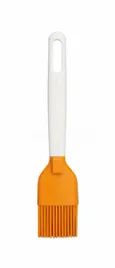 fiskars-pedzelek-do-ciast-1023614