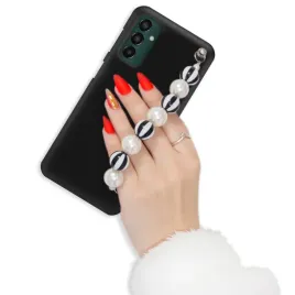 etui-matowe-czarne-do-samsung-m13-4g-glamour-subtelne-czarno-biale-perly