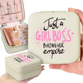 pudelko-etui-na-bizuterie-bezowy-girl-boss-wzory