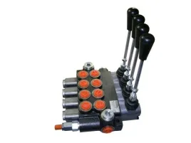 rozdzielacz-hydrauliczny-czterosekcyjny-z-zatrzaskami-4-40l
