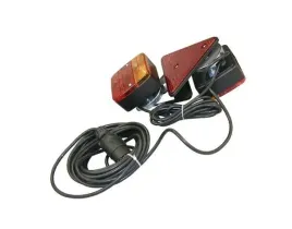 instalacja-zestaw-oswietleniowy-7m-przyczepka-kompletna-z-trojkatami