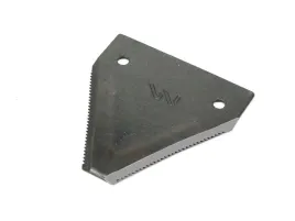 noz-zniwny-80x76x2mm-otwor-5-5-zastosowanie-443003-agco-case-warynski-spr