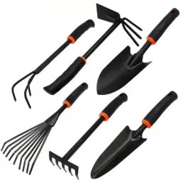 narzedia-ogrodowe-zestaw-na-ogrod-lopata-grabie-motyka-pazurki-kopaczka