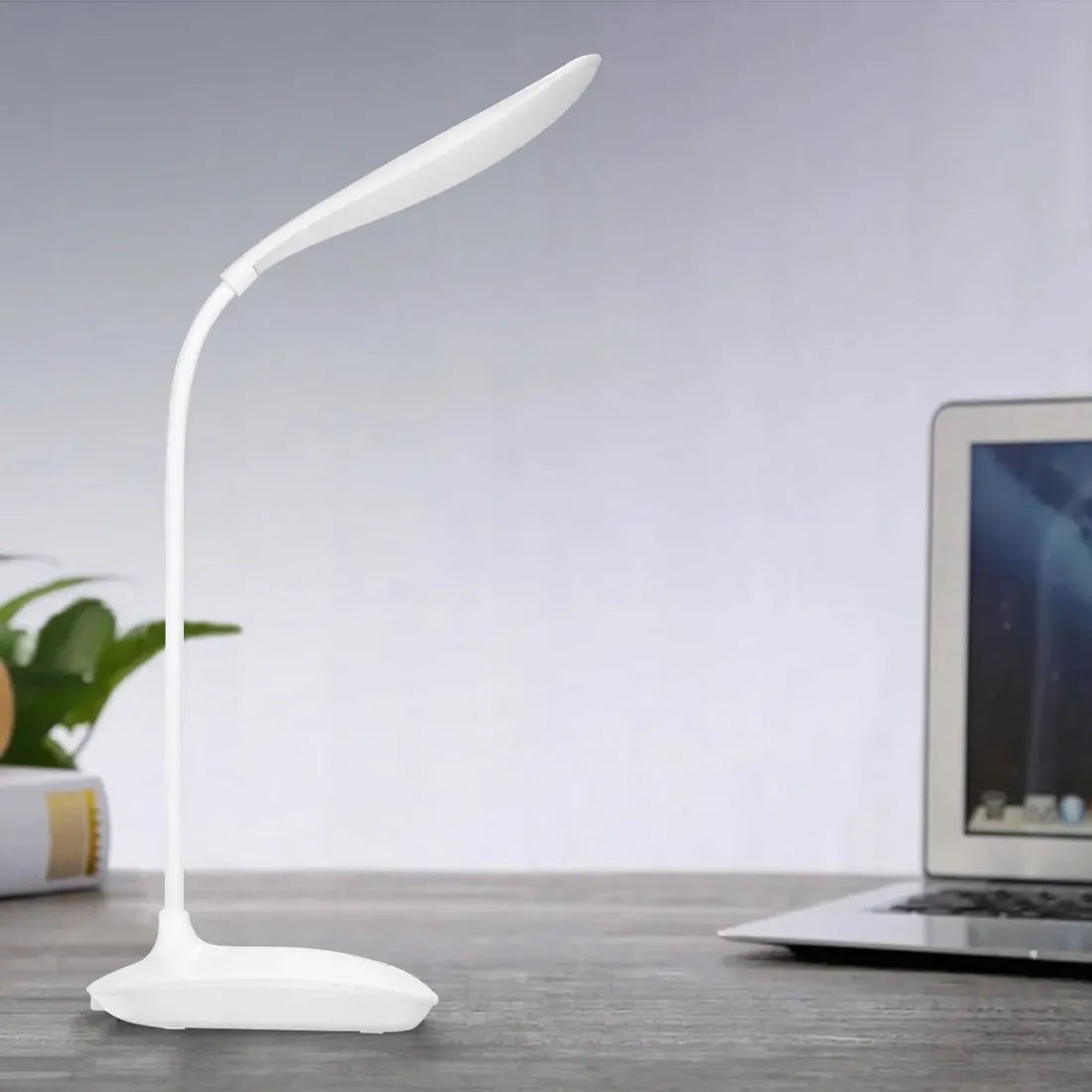 lampka-na-biurko-led-akumulator-bezprzewodowa-22cm