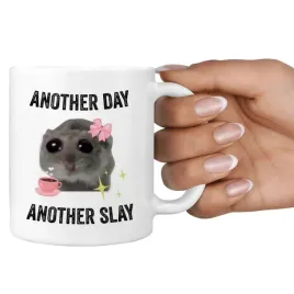 kubek-chomiczek-dziewczyna-tiktok-viral-slodki-smutny-chomik-another-day-wz
