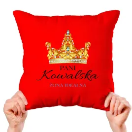 poduszka-dekoracyjna-prezent-dla-zony-na-walentynki-wlasne-imie-kreator