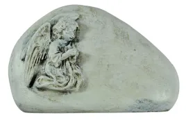 figurka-aniolek-aniol-na-skale-kamien-na-grob