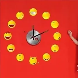 diy-zegar-z-naklejka-na-sciane-clock-scienny-z-naklejkami-emotki-45x45
