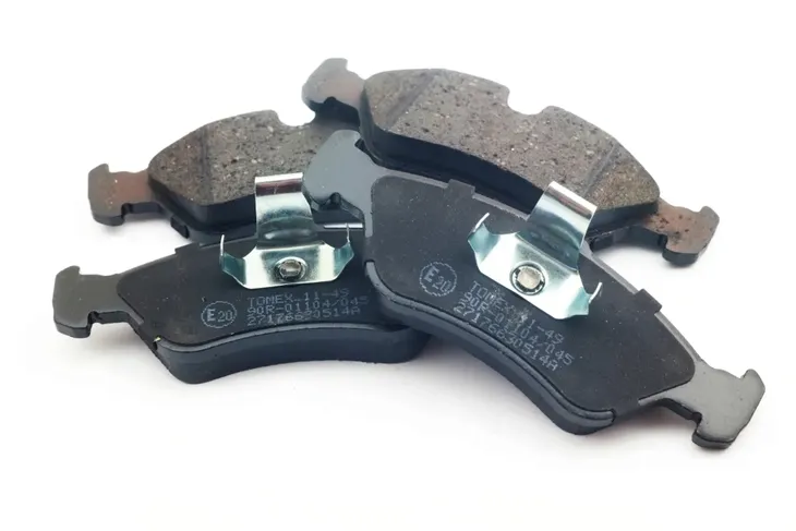 klocki-ham-mercedes-sprinter-numery-katalogowe-zamiennikow-bendix-braking-bpd1322