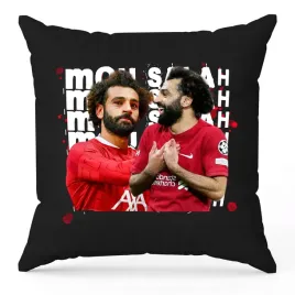 poduszka-czarna-dekoracyjna-prezent-mohamed-salah-wiele-pilkarskich-wzorow