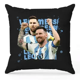 poduszka-czarna-dekoracyjna-prezent-leo-messi-wiele-wzorow-pilka-nozna