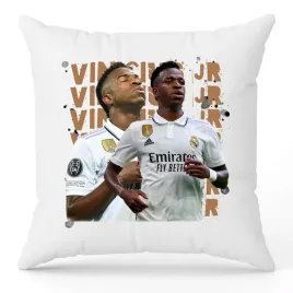 poduszka-biala-dekoracyjna-prezent-vinicius-junior-rozne-pilkarskie-wzory