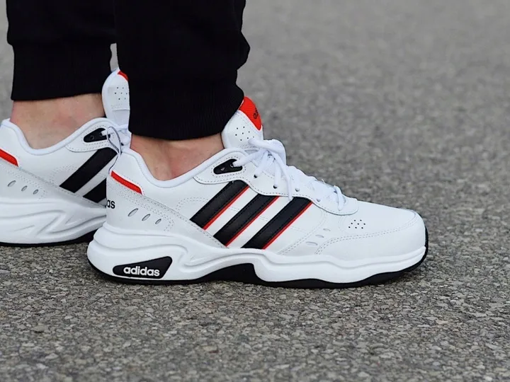 adidas-strutter-eg2655-43-1-3-275cm-wlasciwosci-brak