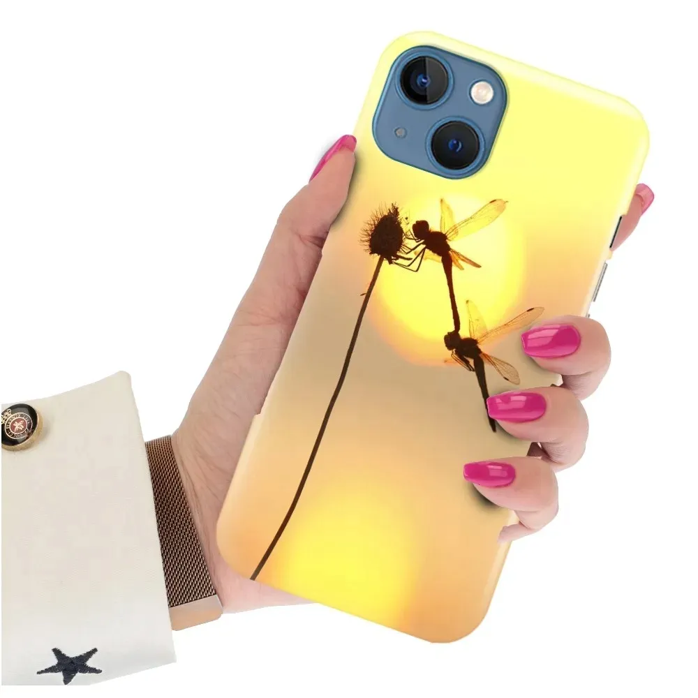 etui-2mm-do-iphone-15-plus-motyle-kobiece-wzory