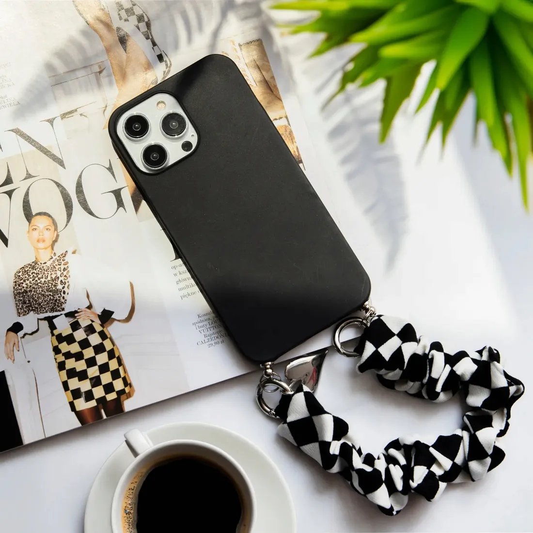 etui-mat-do-xiaomi-redmi-note-10-pro-lancuszek-top-stan-nowy