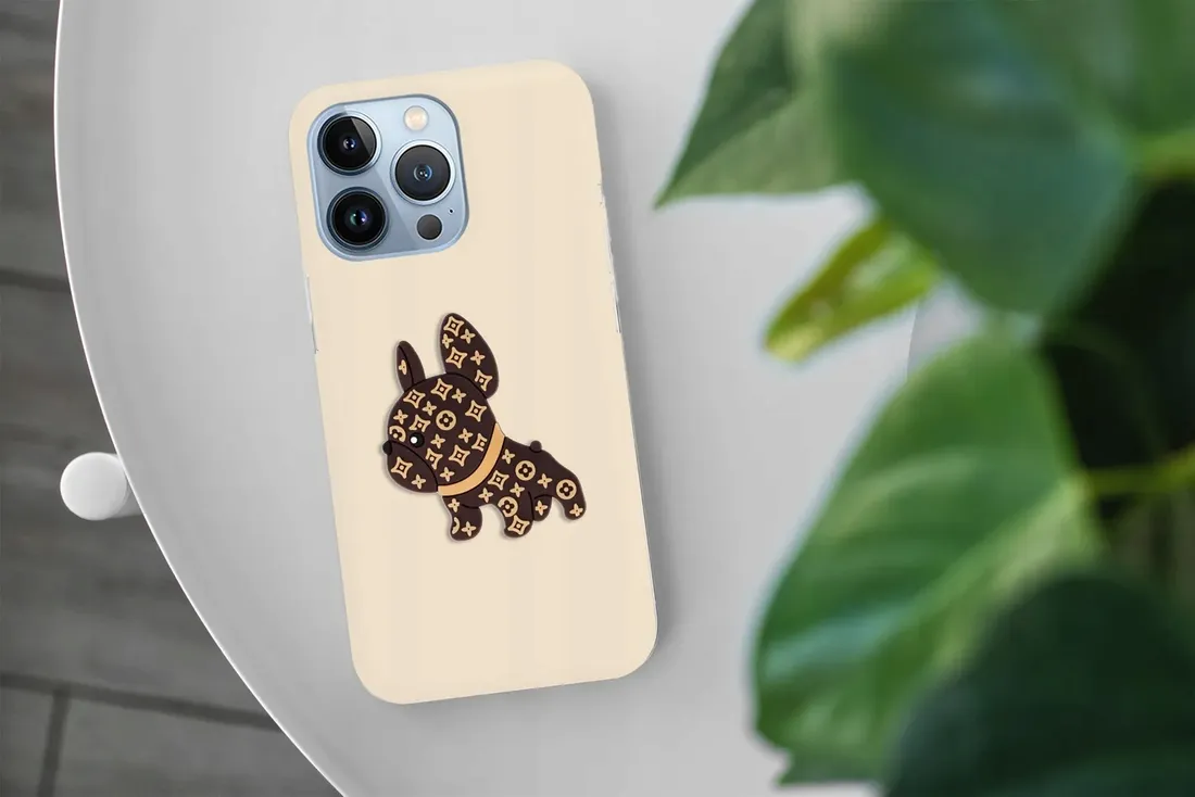 etui-matowe-ecru-do-iphone-14-pro-max-piesek-3d
