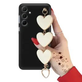 etui-matowe-czarne-do-samsung-a55-5g-z-lancuszkiem-zawieszka-bezowe-serca