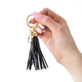 zawieszka-brelok-breloczek-quick-do-torebki-kluczy-plecaka-chwost-czarny