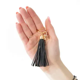 zawieszka-brelok-do-telefonu-etui-czarny-pedzel