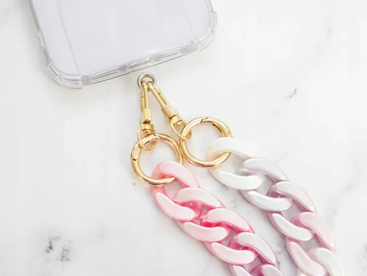 etui-antishock-do-iphone-12-mini-quick-lancuch-top-przeznaczenie-apple