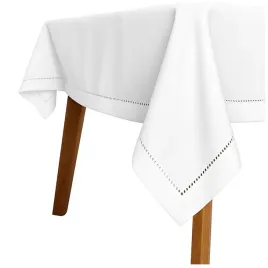obrus-swiateczny-plamoodporny-140x260-bialy-hanah-z-merezka-elegancki