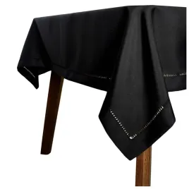 obrus-swiateczny-plamoodporny-140x450-czarny-hanah-z-merezka-elegancki