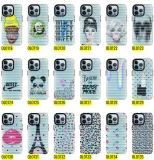 etui-holo-3d-glow-do-iphone-13-pro-patterny-wzory-funkcje-pochlanianie-wstrzasow