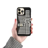 etui-matowe-do-iphone-13-pro-max-kieszonka-pepitka