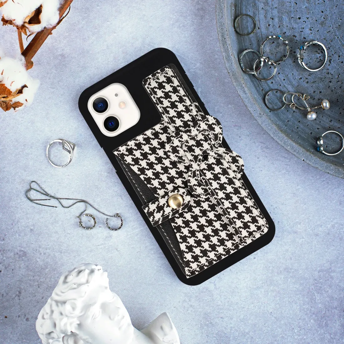 etui-matowe-do-iphone-13-pro-max-kieszonka-pepitka-stan-nowy