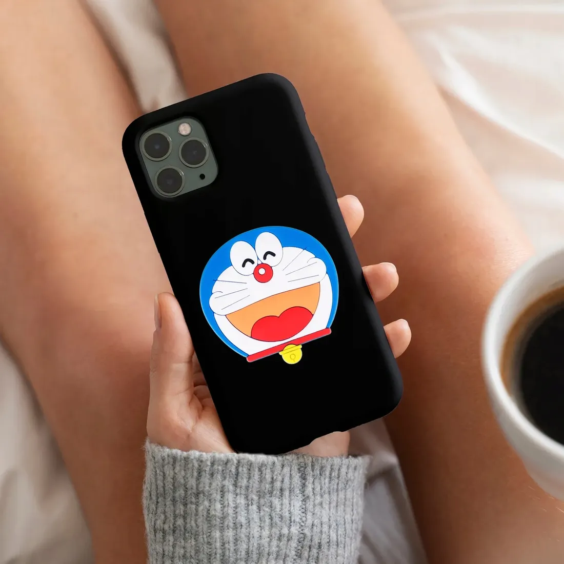 etui-do-matowe-iphone-12-pro-top-case-doraemon-3d