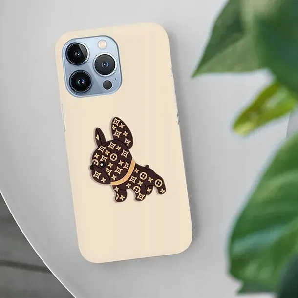 etui-matowe-do-iphone-13-pro-max-piesek-3d-mops-przeznaczenie-apple