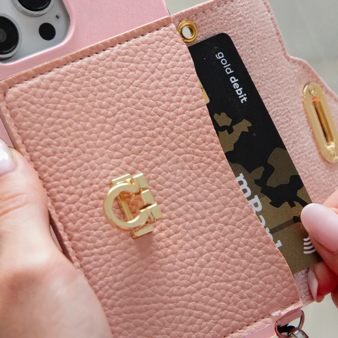 etui-matowe-rozowe-kieszonka-do-iphone-13-pro-max