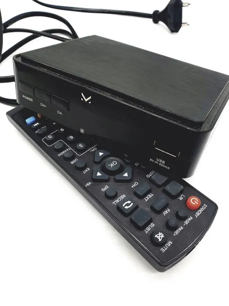 tuner-dekoder-dvb-t2-majestic-dec665-kod-producenta-b0922mlv9n